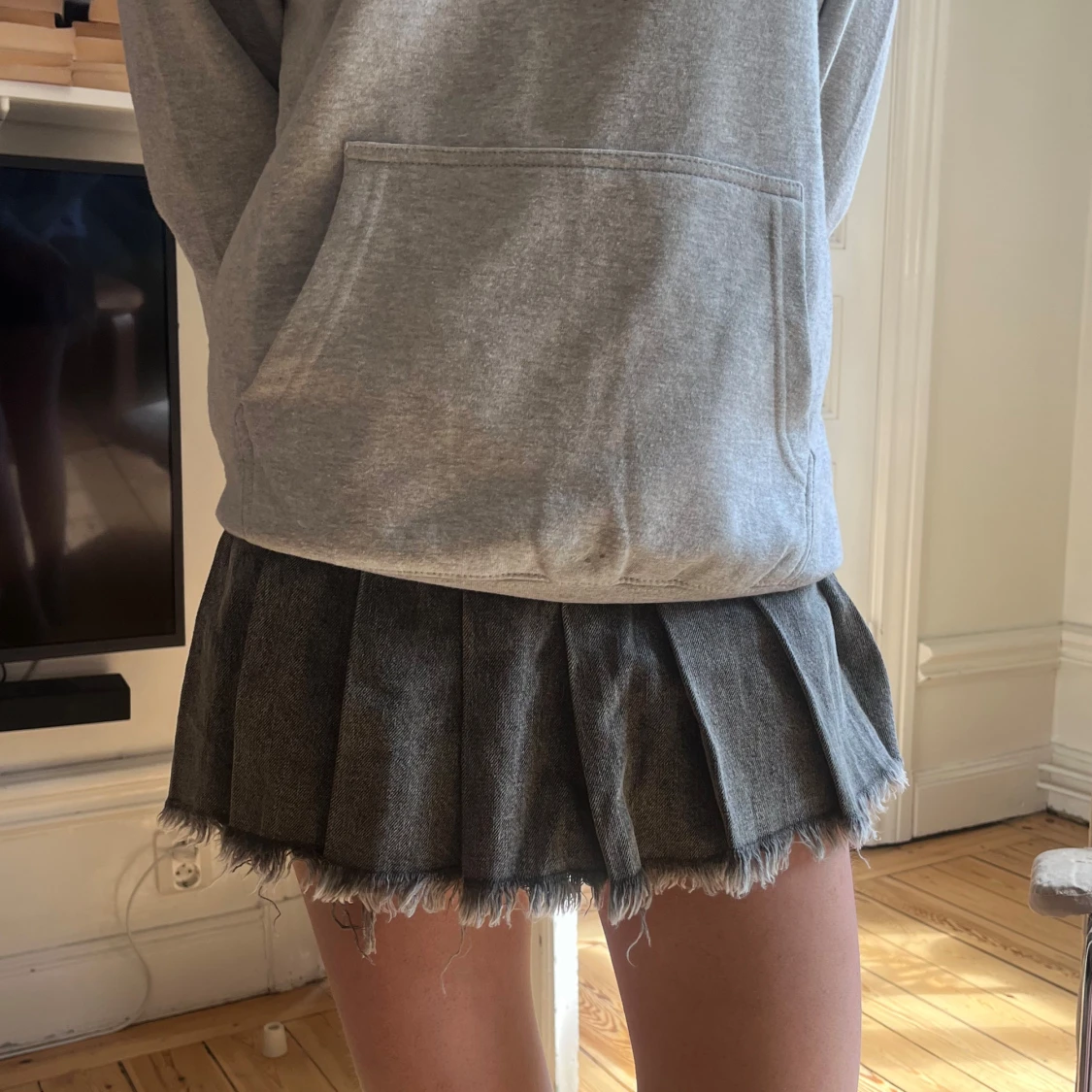 Grå jeanskjol volang - 2