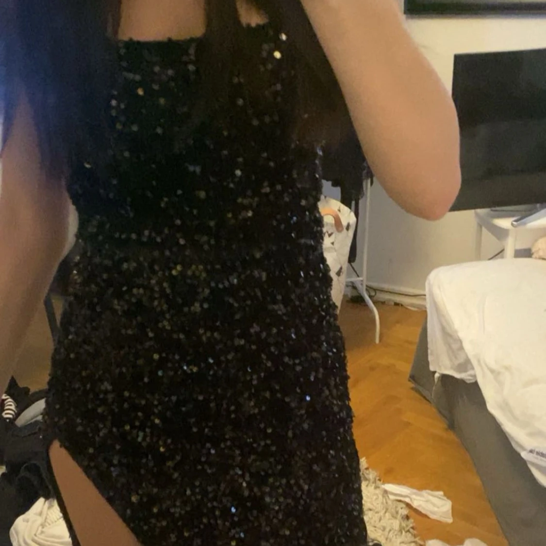 Svart glittrig balklänning  - 1