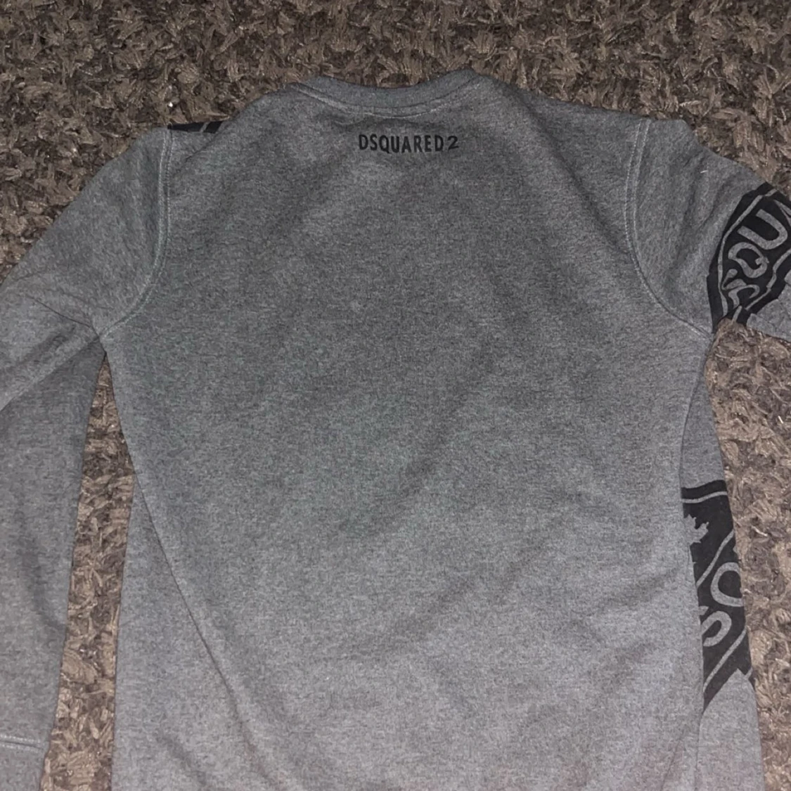 Grå sweatshirt från Dsquared2 - 1