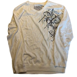 långärmad stickad tröja - askön lätt stickad tröja i bomull hooly🙏🫨🌞