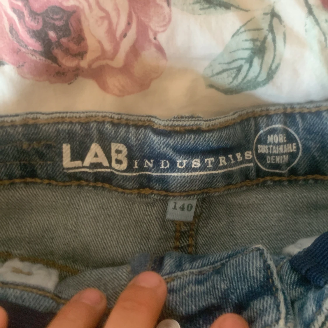 Blå jeansshorts från LAB Industries - 2