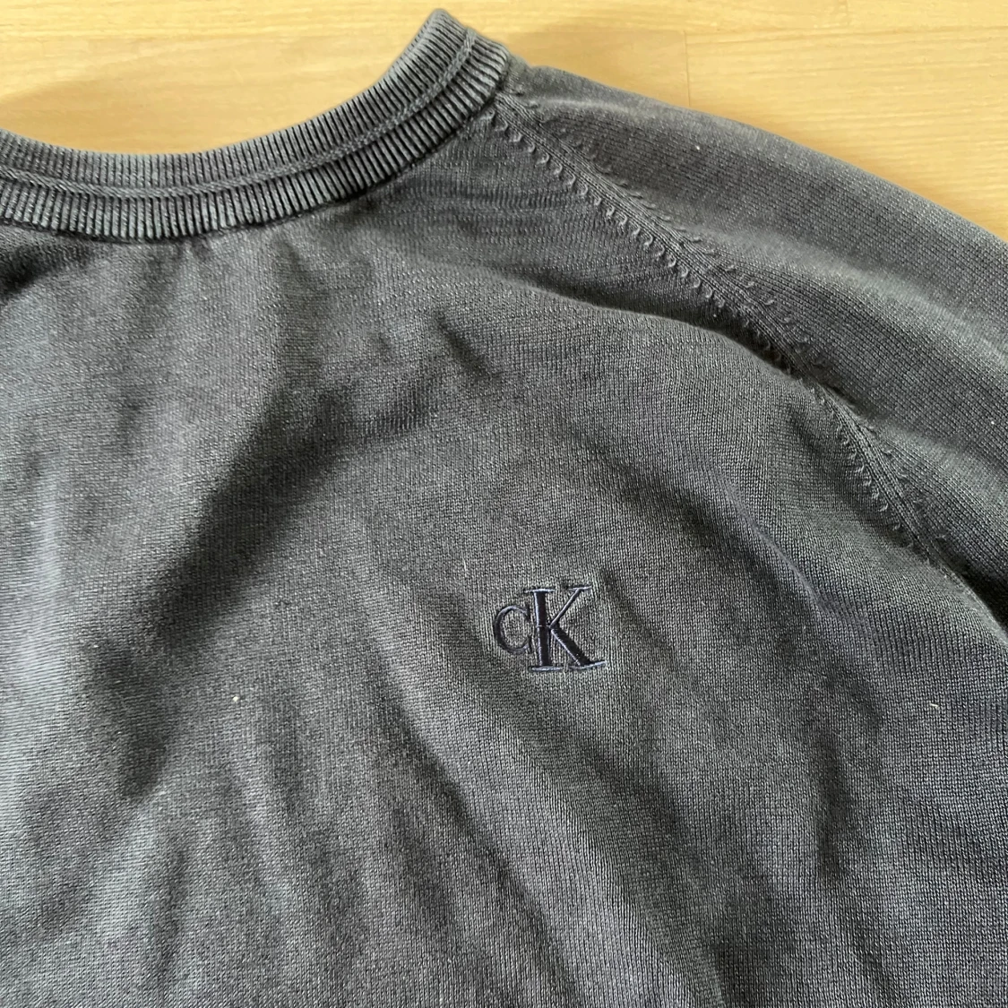 Svart långärmad tröja Calvin Klein - 1