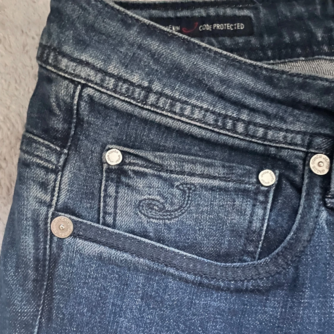 Blå jeans från Jacob Cohën