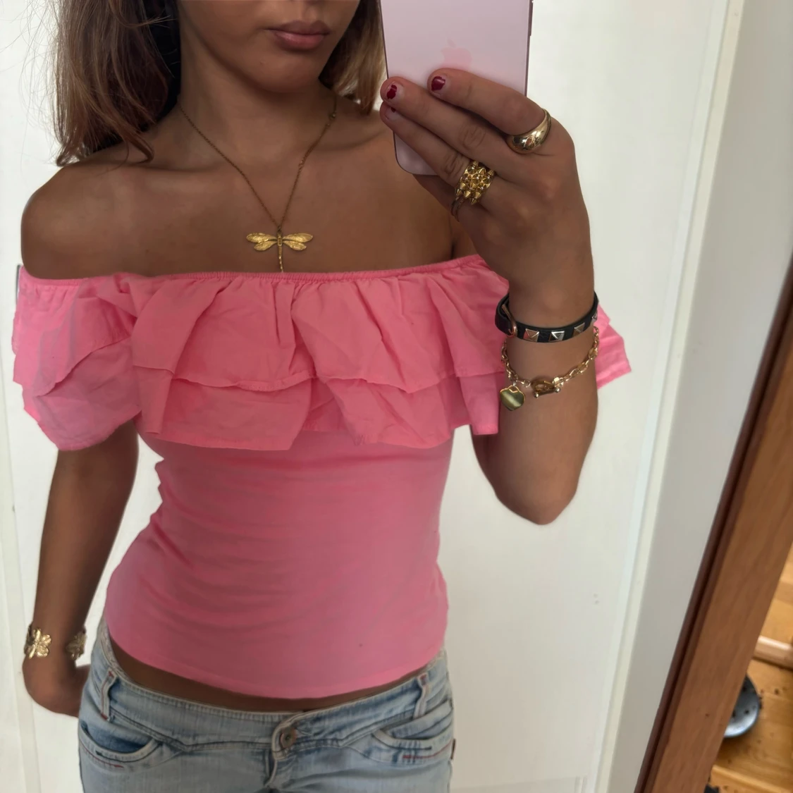 Off shoulder volang topp