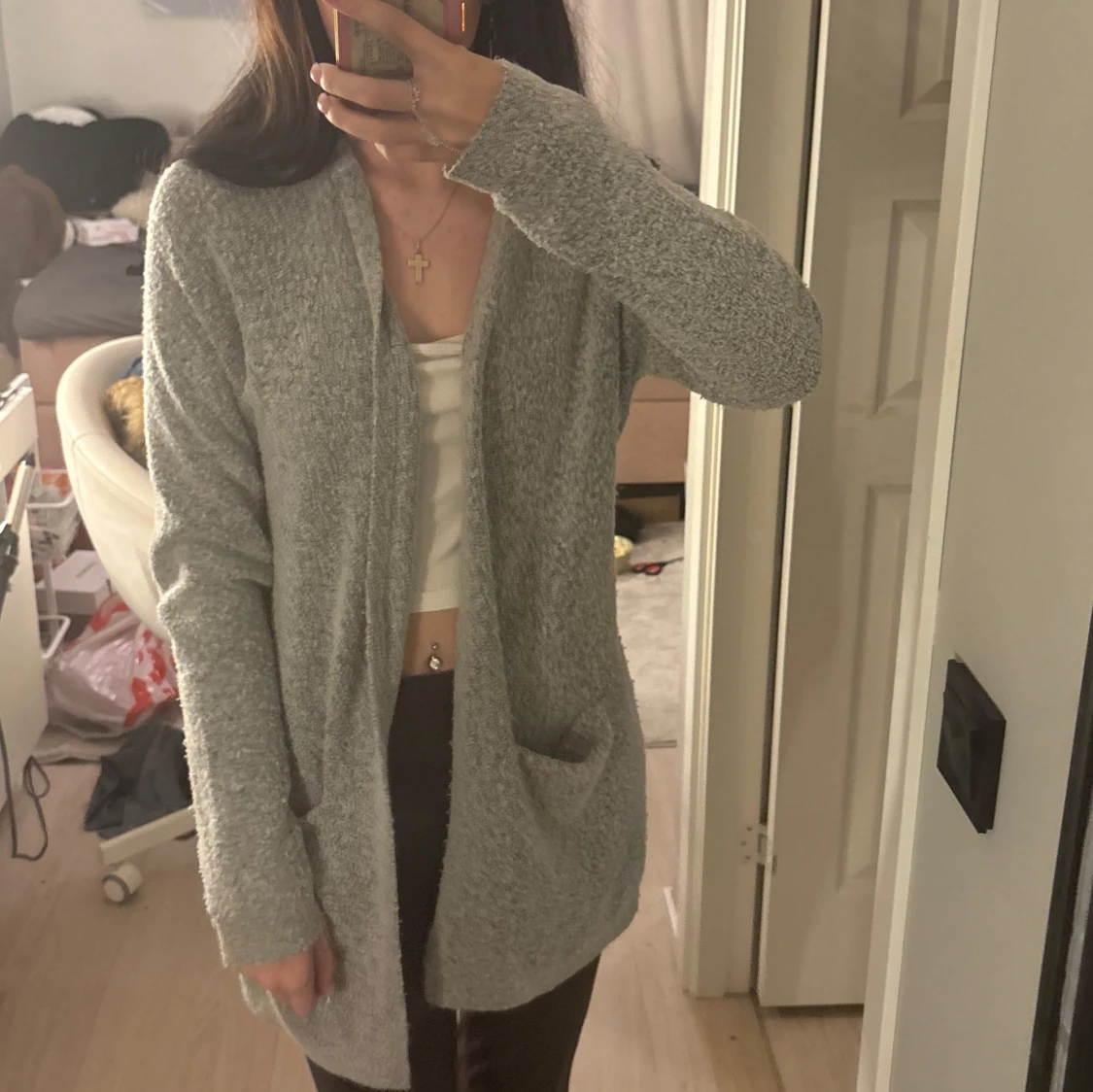 Grå stickad kofta - 2