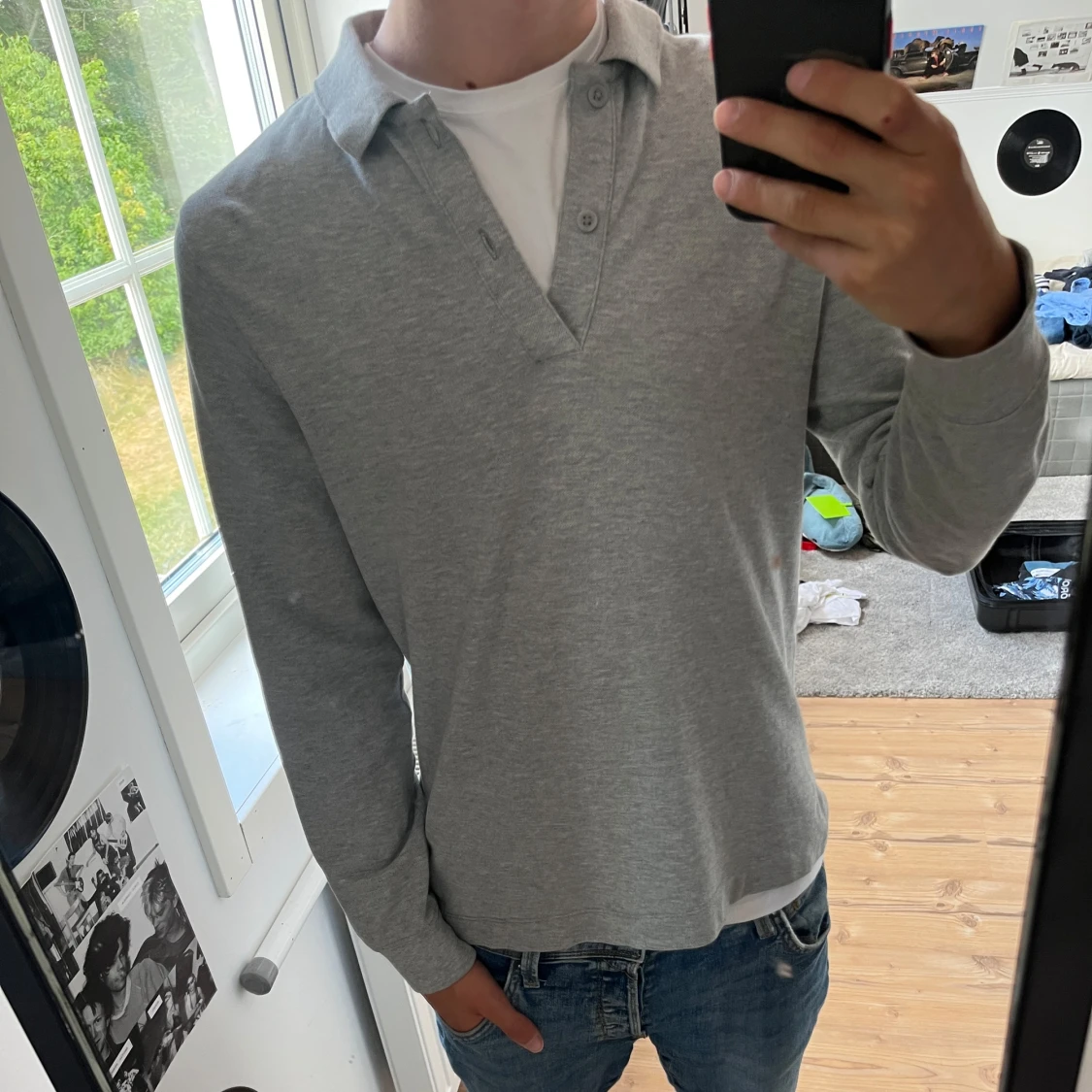 Grå långärmad pikétröja