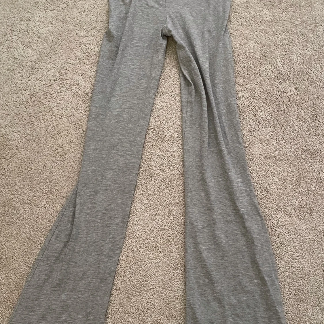 Grå bootcut byxor från lager 157, S