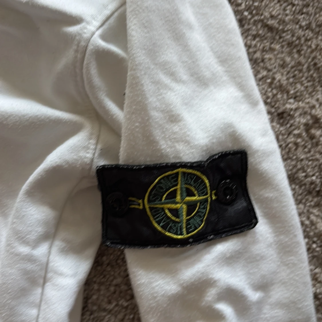 Vit långärmad tröja från Stone Island - 1
