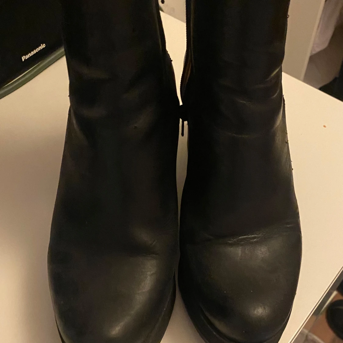 Svarta boots med klack  - 1