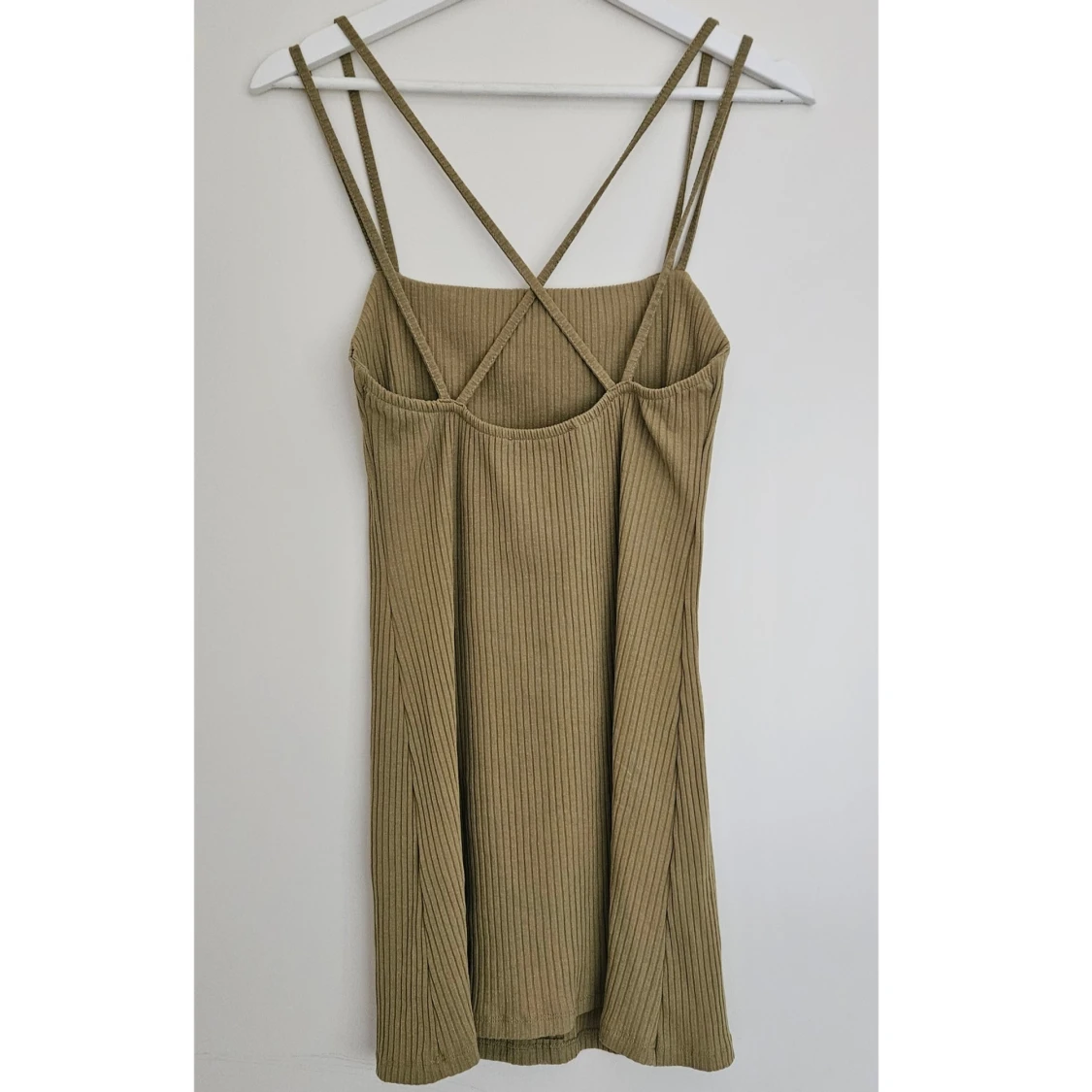 Ribbad klänning från Pull & Bear – Strl M - 1