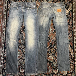 Dolce & Gabbana jeans! - Säljer sjukt snygga dolce gabbana jeans med en galen tvätt och skön passform! Mått sista bild: 1: 40cm 2: 23cm 3: 105cm 4: 19cm (det är ett par jeans) 