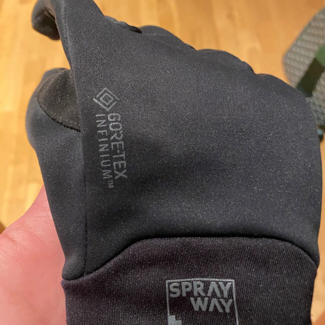 Svarta Gore-Tex handskar Sprayway - 1