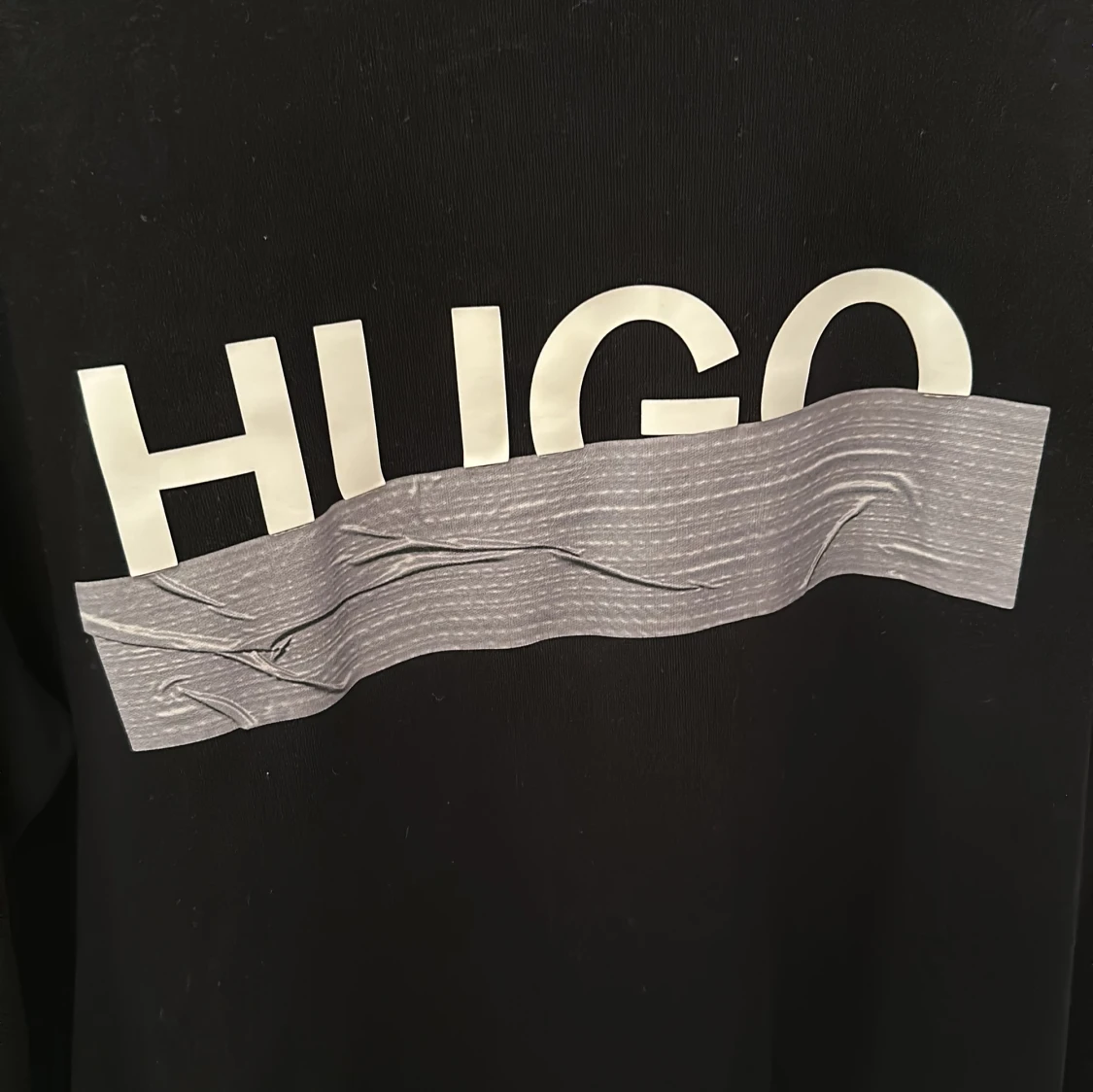 Svart sweatshirt från Hugo Boss - 3