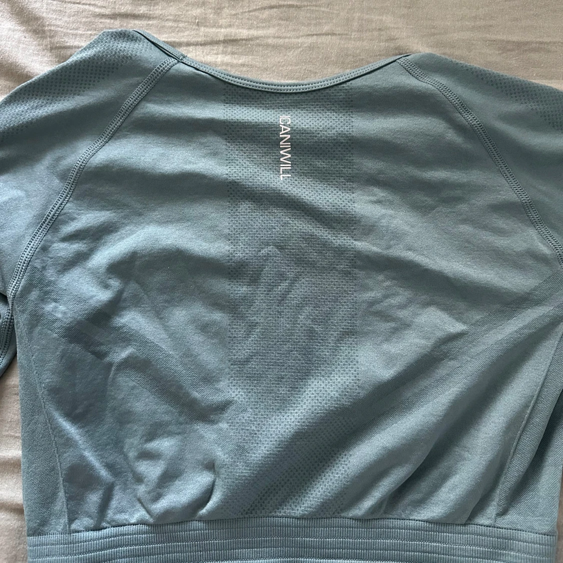 Grön/blå croppad tröja från ICANIWILL - 2