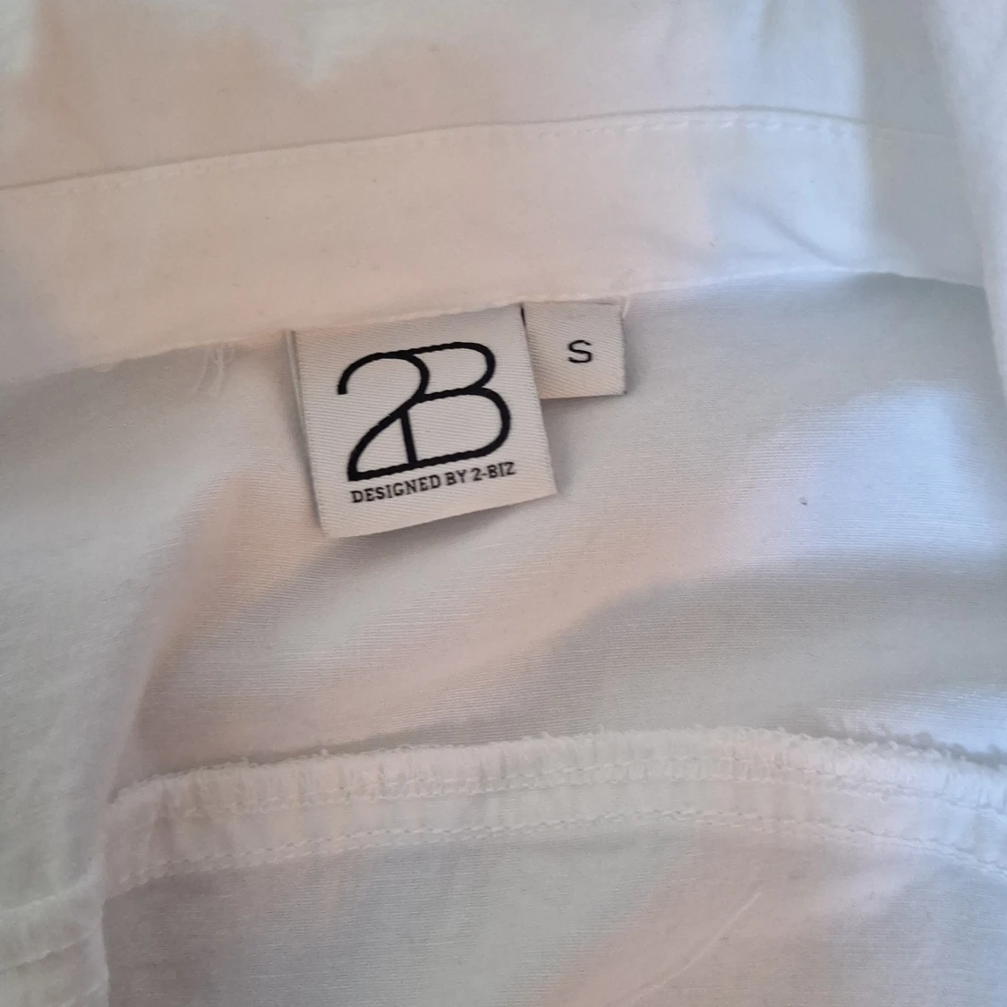 Vit jeansjacka från 2-Biz, stl S - 2