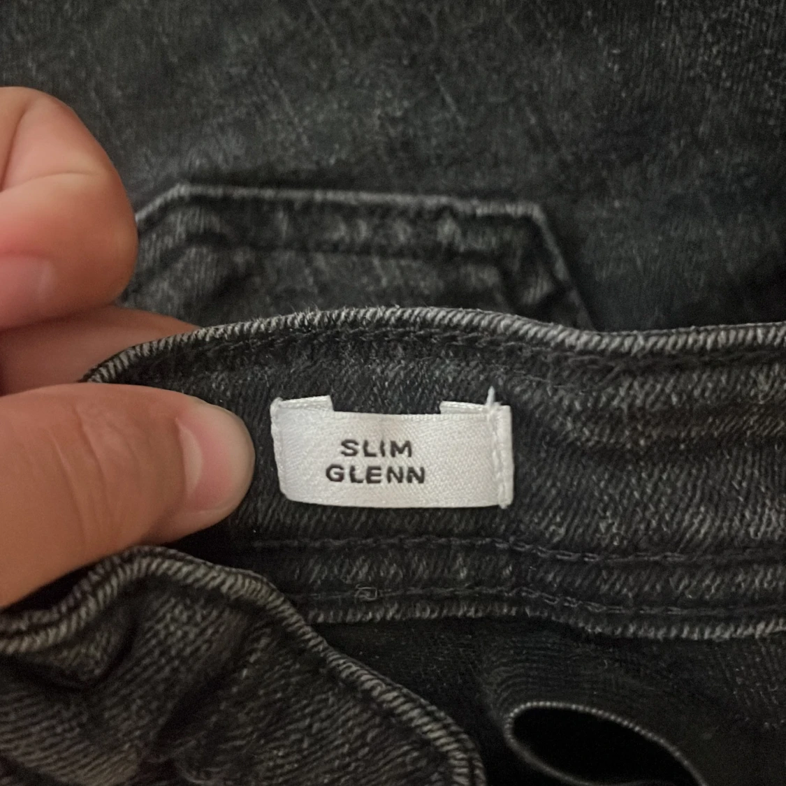 Svarta Slim Glenn jeans 146/11Y - 2