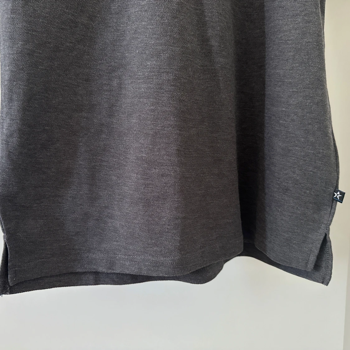 Grå pikétröja från Stakater - 3