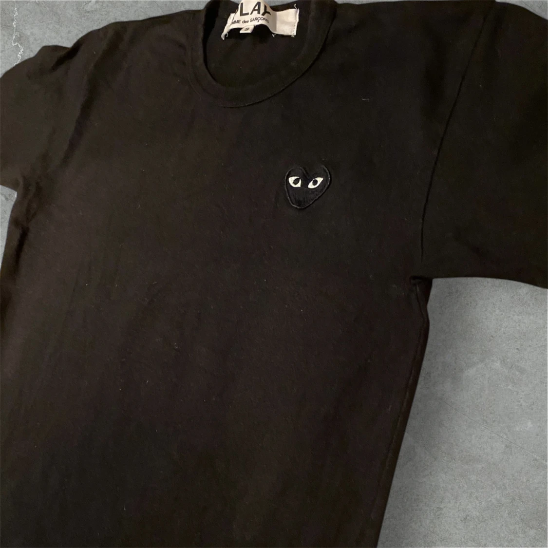 Svart t-shirt från Comme des Garçons - 1