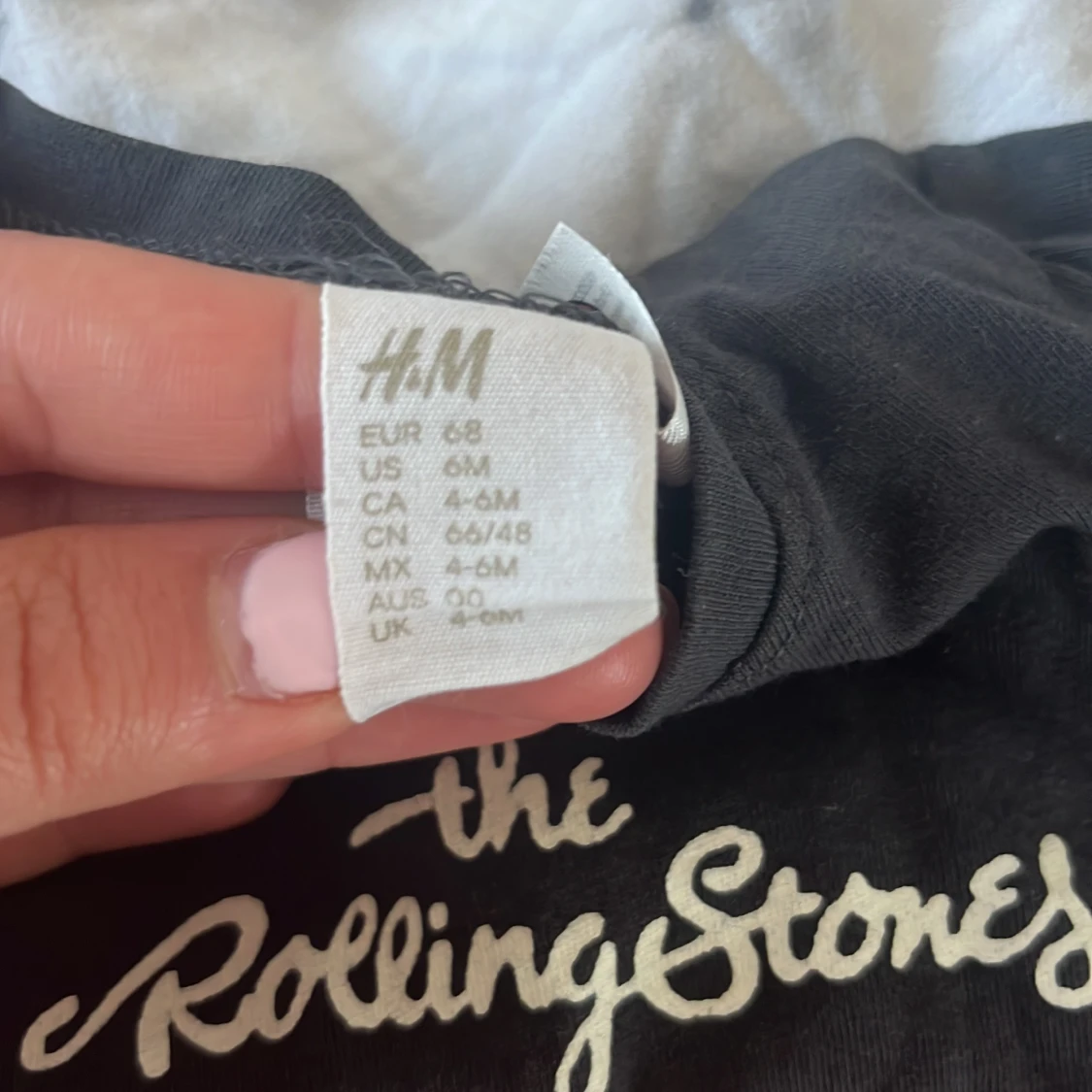 Svart Rolling Stones t-shirt från H&M - 1