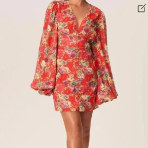 SÖKER ADOORE klänning - Söker denna jätte fina klänningen ❤️‍🔥❤️‍🔥❤️‍🔥 pls hör av dig om du har denna🙏🏽🙏🏽🙏🏽🙏🏽🙏🏽🙏🏽