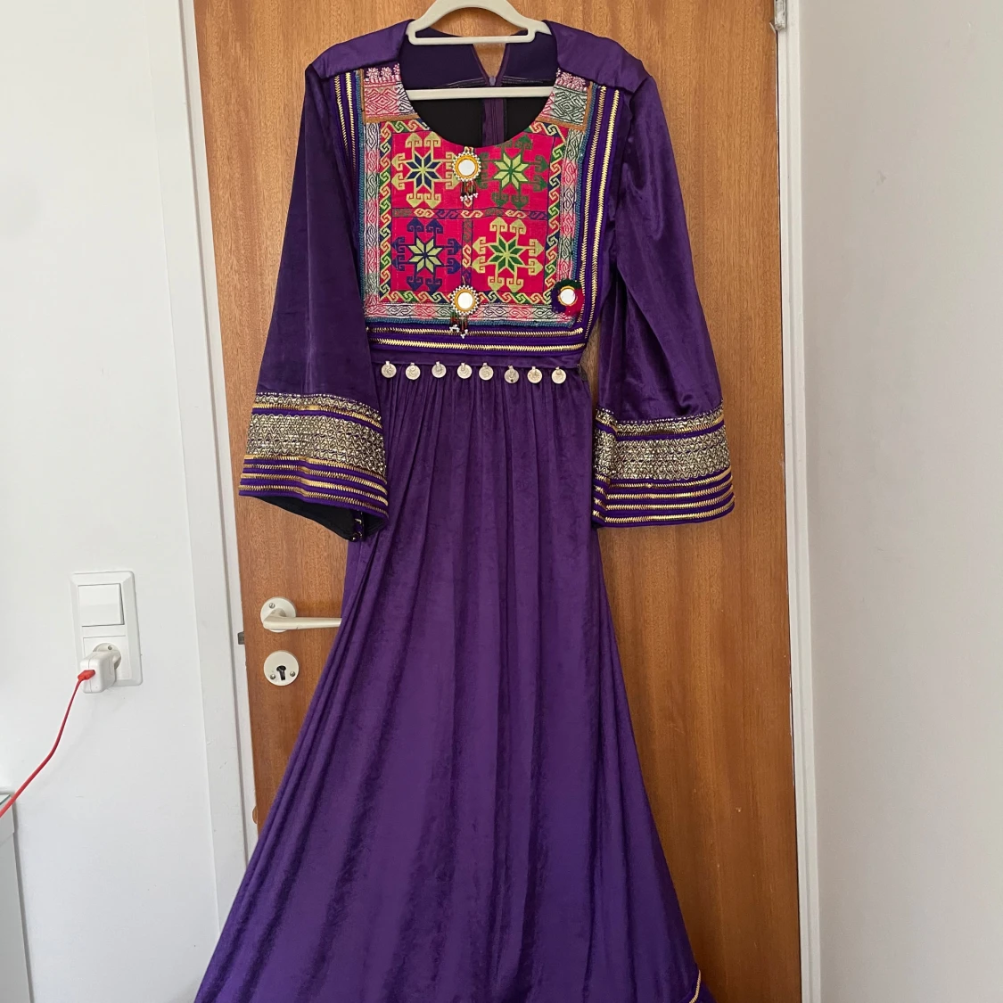 Afgansk lila klänning - 1