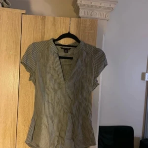 Vintage blus  - Från H&M storlek 36