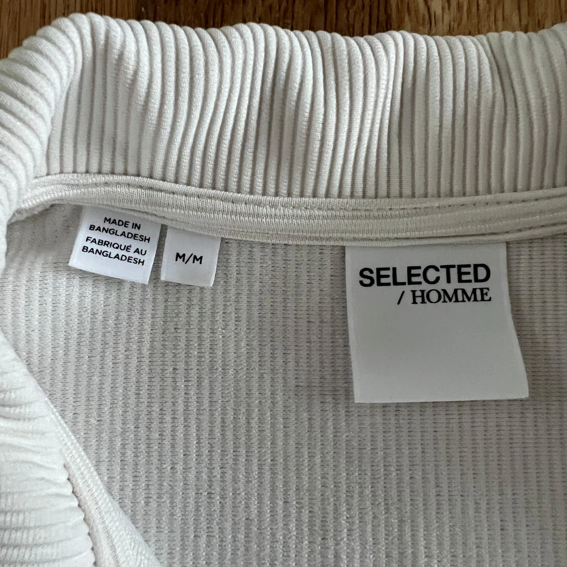 Vit ribbad pikétröja Selected Homme - 1