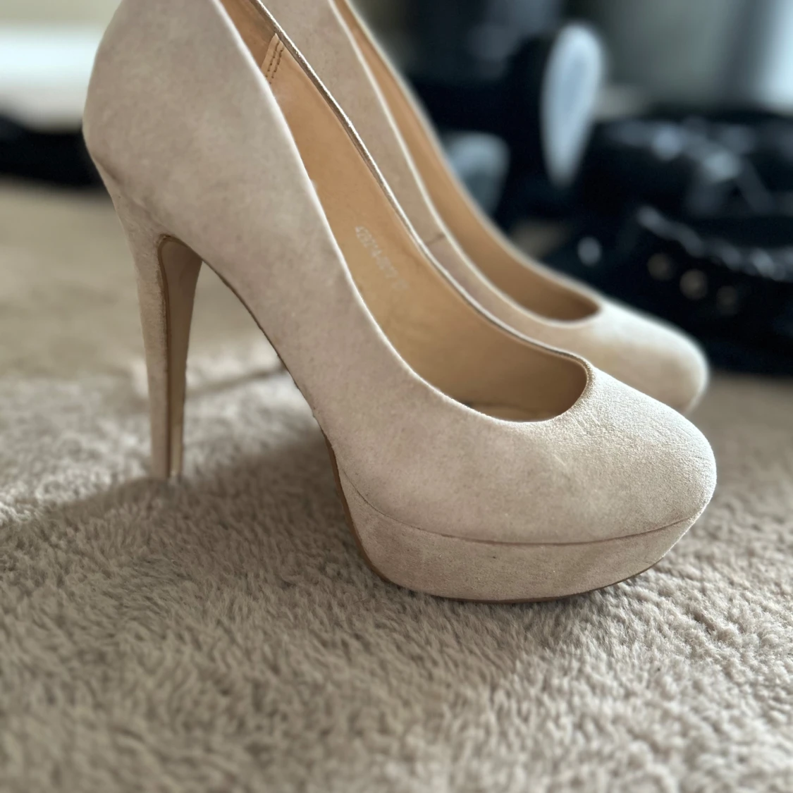 Beige pumps från NLY Shoes - 1