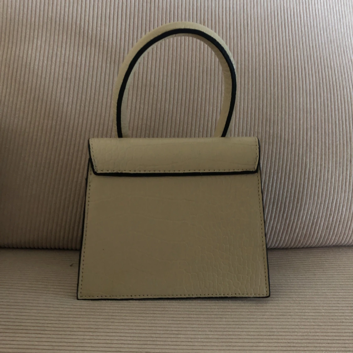 Beige mini handväska från Jacquemus - 1