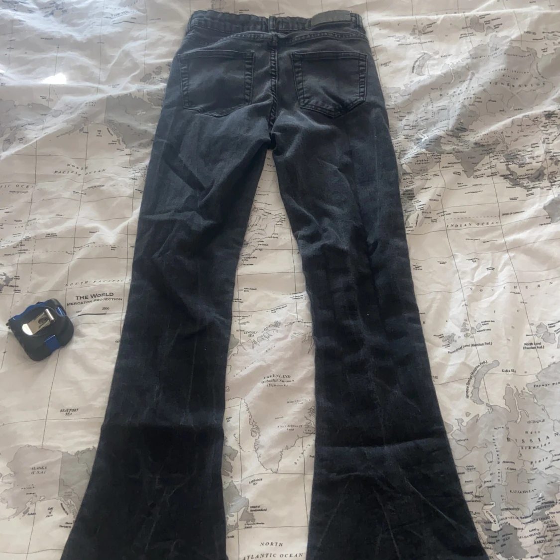 Svarta bootcut jeans - 1