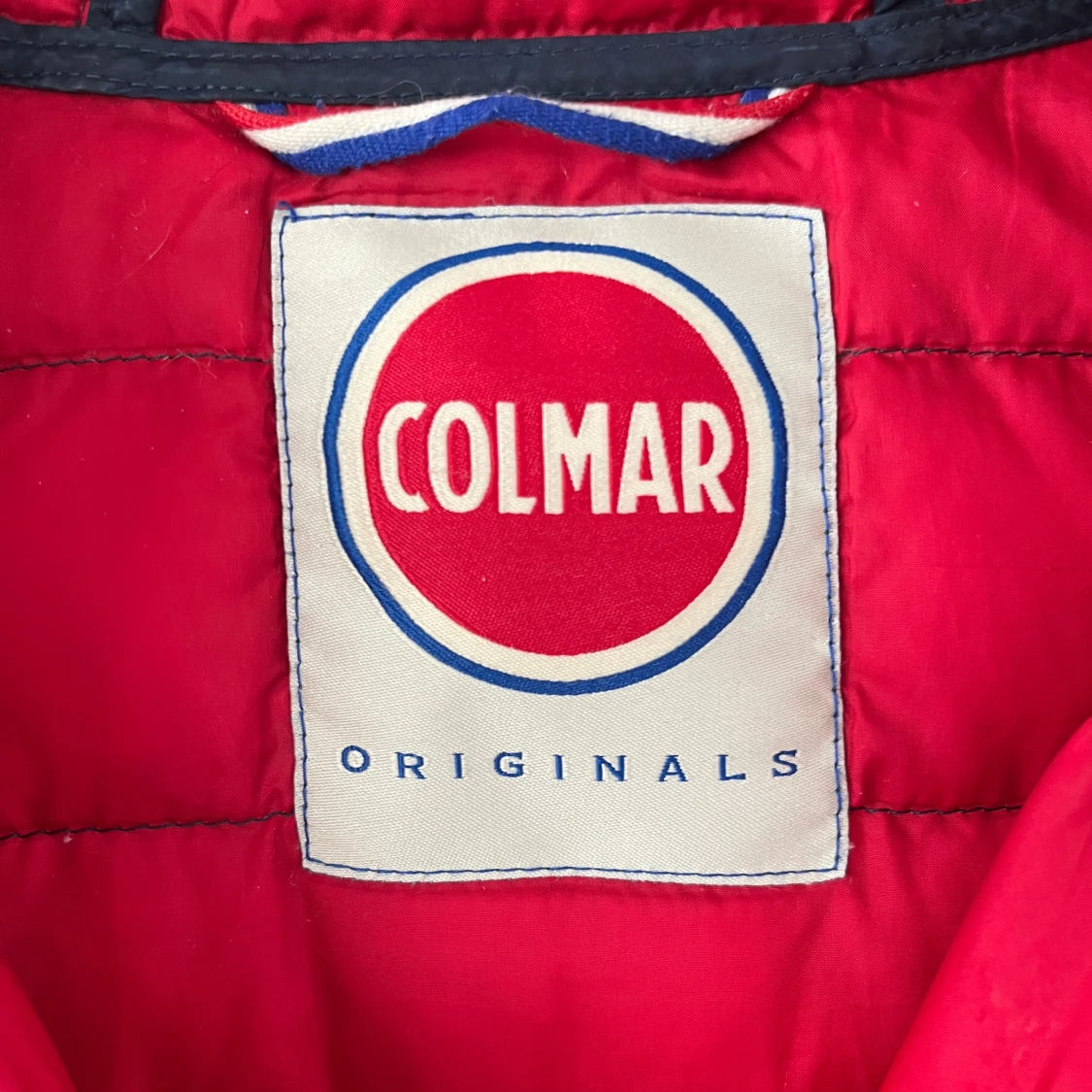 Mörkblå lättvikts dunjacka från Colmar - 4