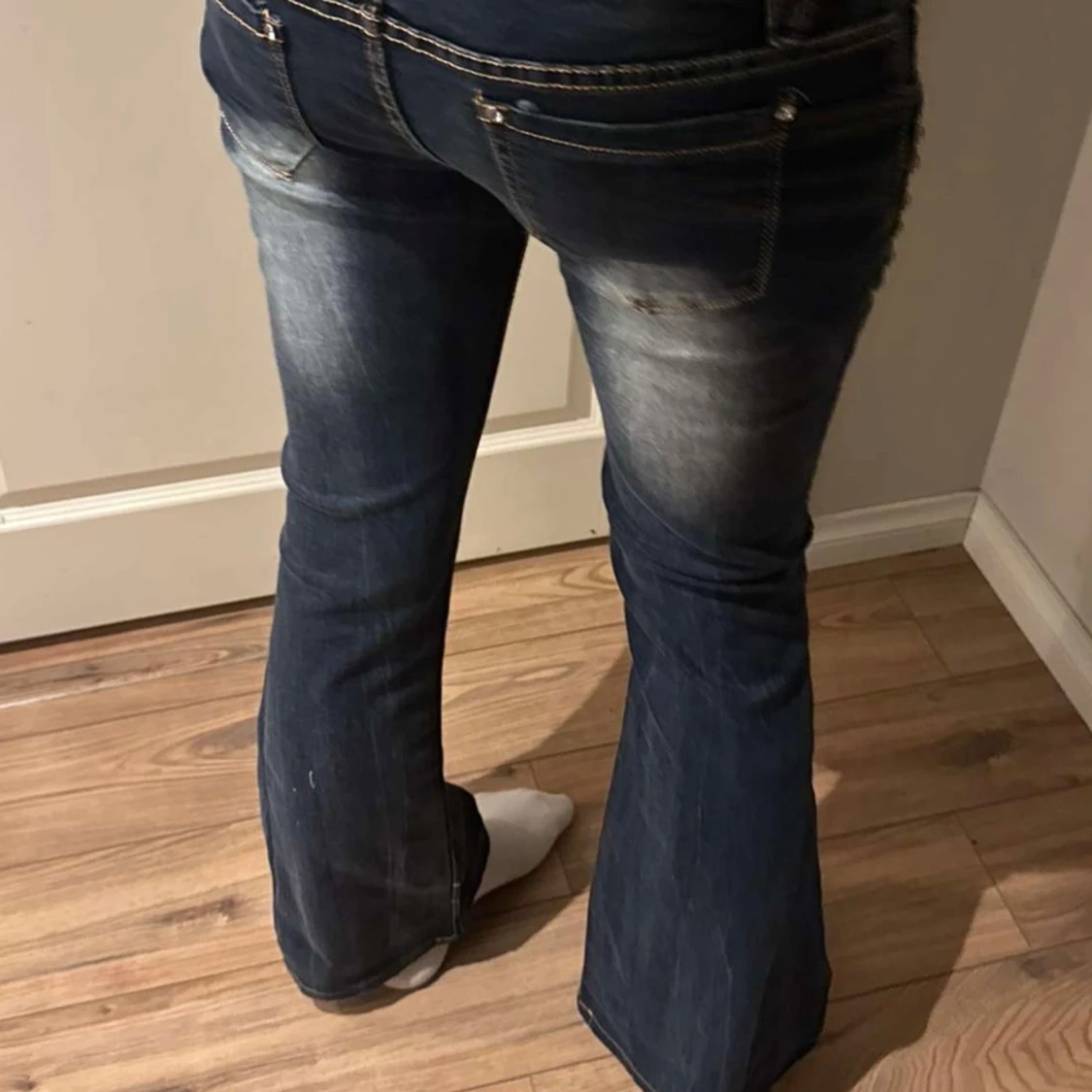 Lowrise bootcut jeans - 1