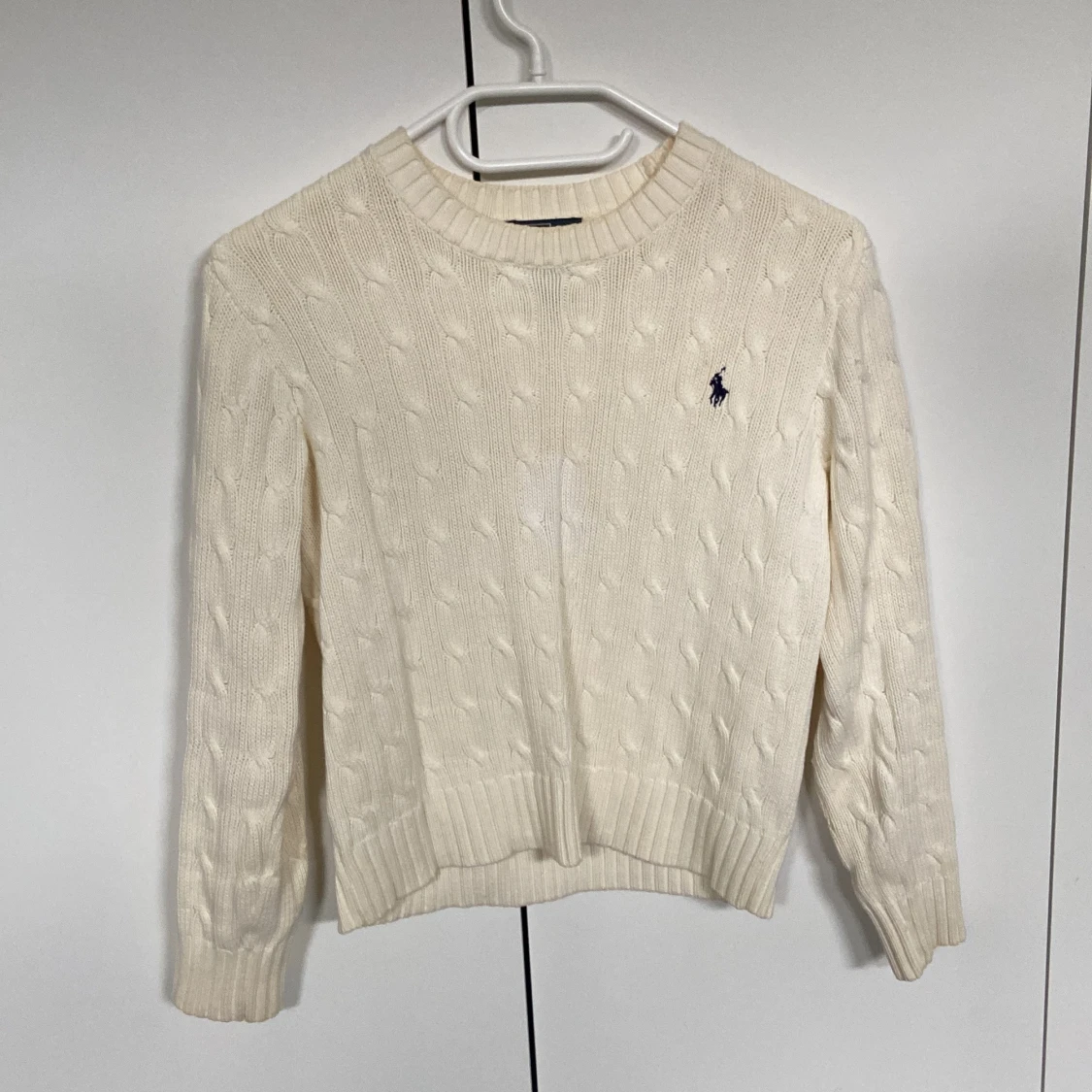 Vit stickad tröja från Polo Ralph Lauren