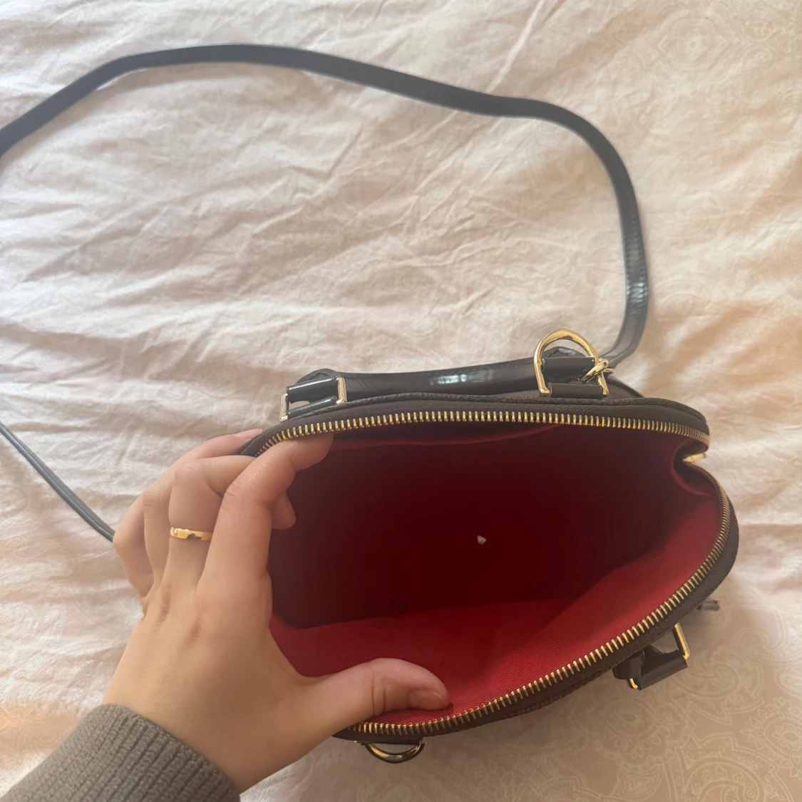 Brun rutig axelväska - 1