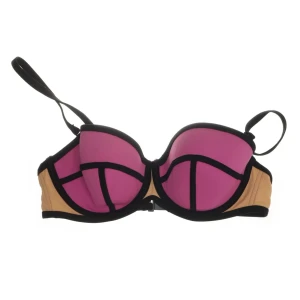 Bikiniöverdel - Säljer en färgglad bikiniöverdel med justerbara axelband.🌸 