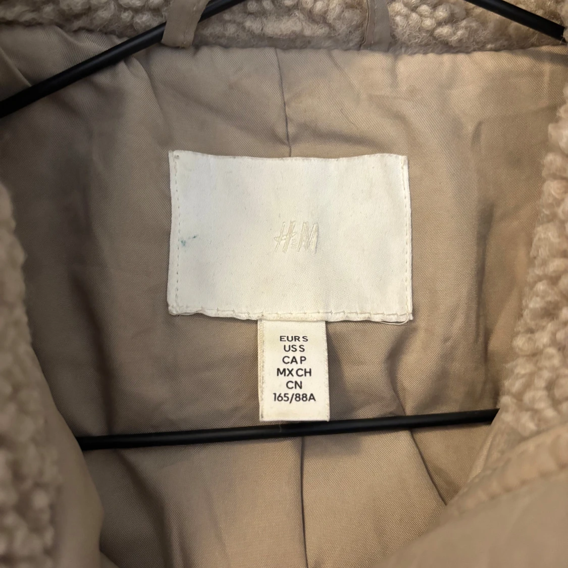 Beige teddyjacka från H&M - 3