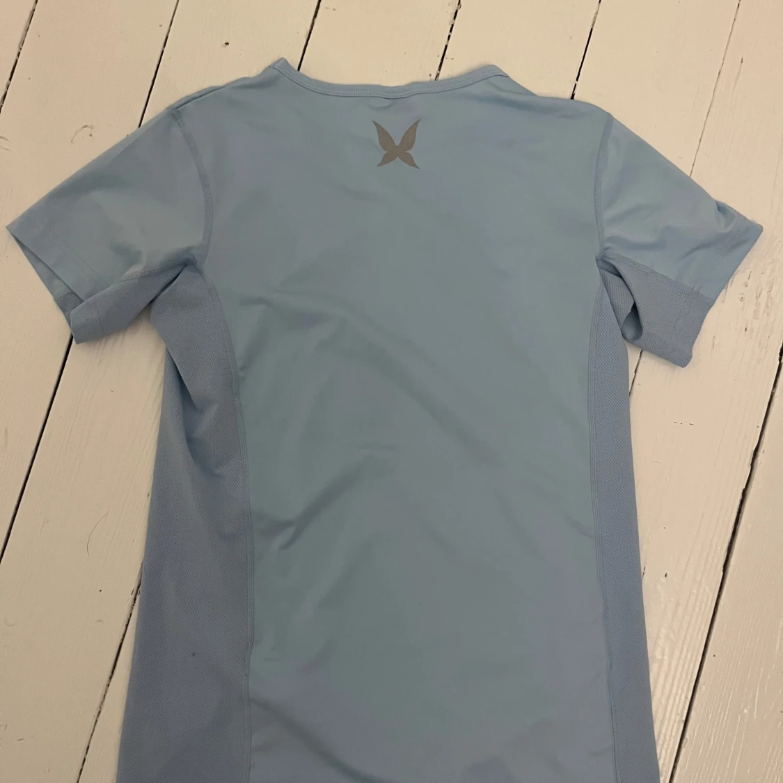 Ljusblå träningströja - 1