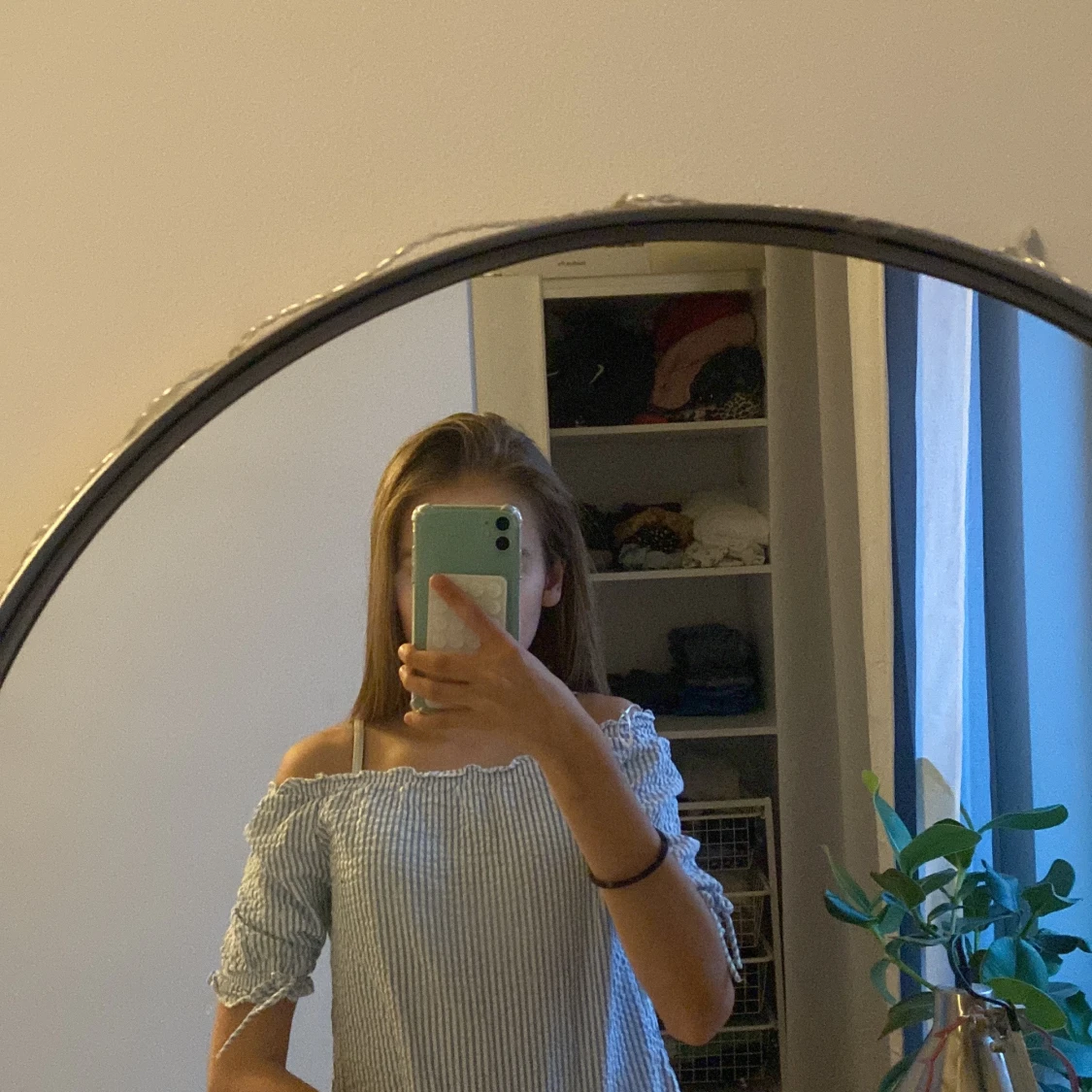 Super fin blå och vit randig tröja  - 4