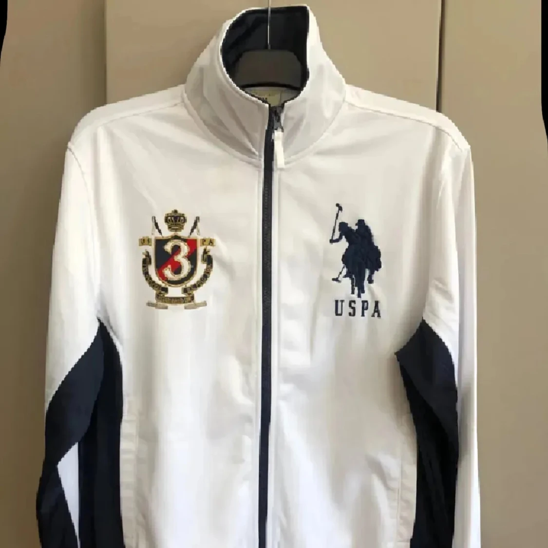 Vit jacka/tröja  från US Polo Assn - 3