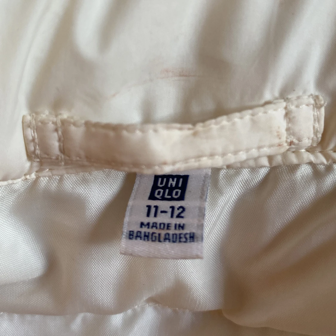 Vit dunväst från Uniqlo - 2