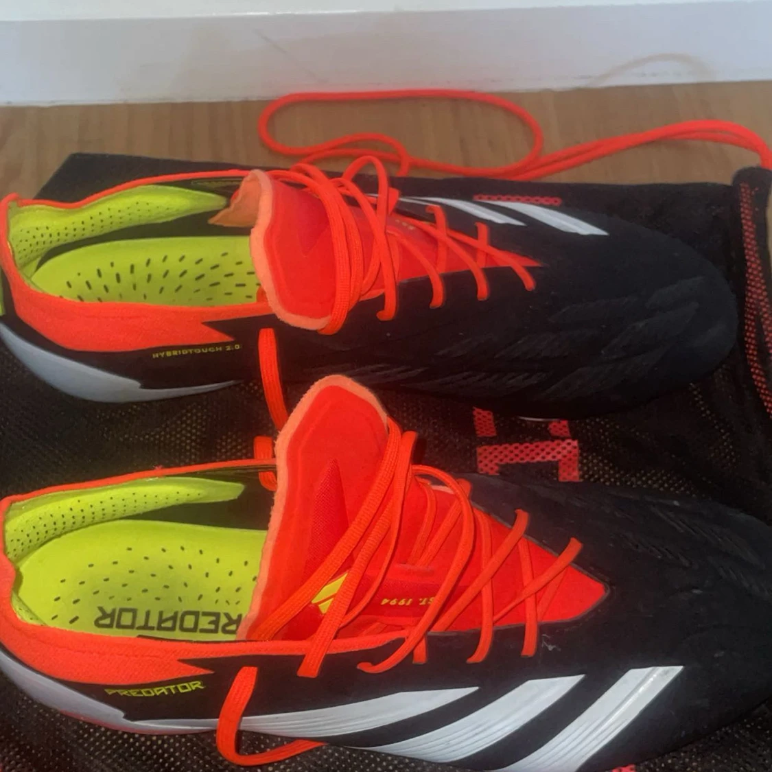 Adidas Predator fotbollsskor svart/röd - 2