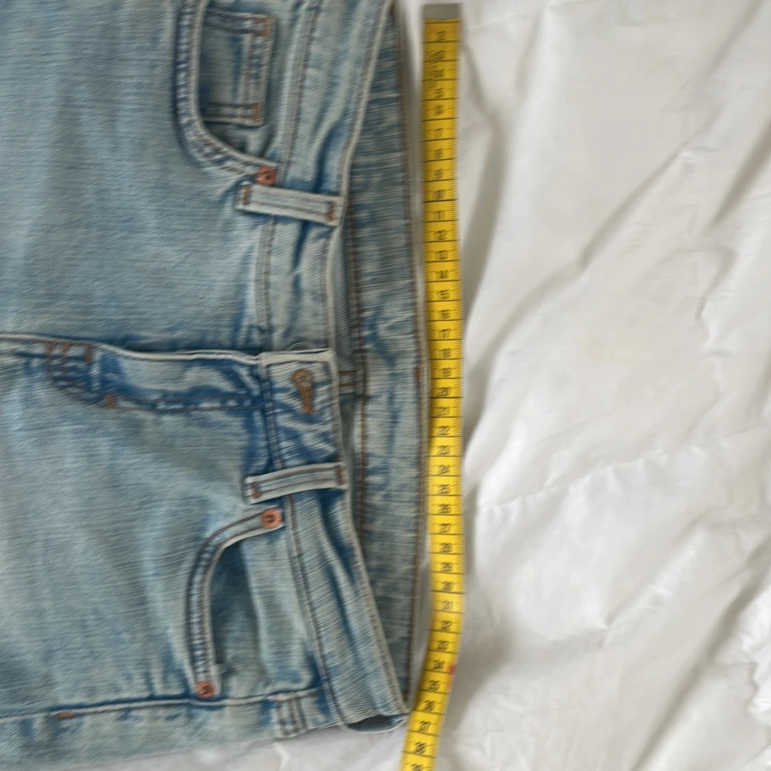 Ljusblå bootcut jeans från Levi's - 4