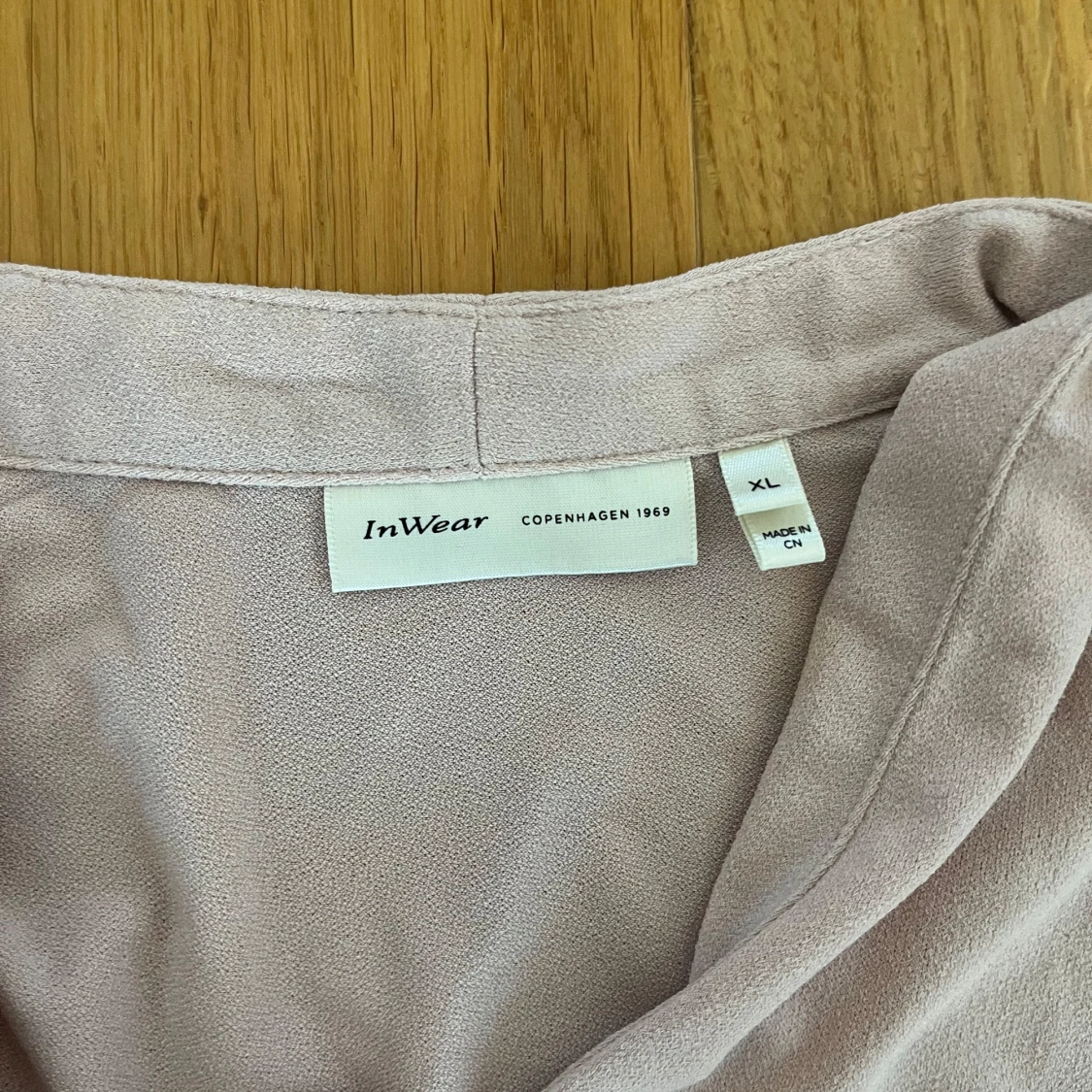 Ljusrosa blus från InWear - 2