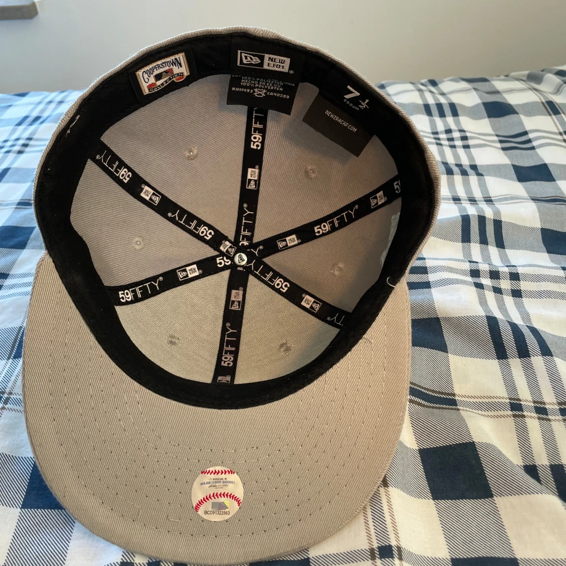 Grå New Era fitted hat - 1