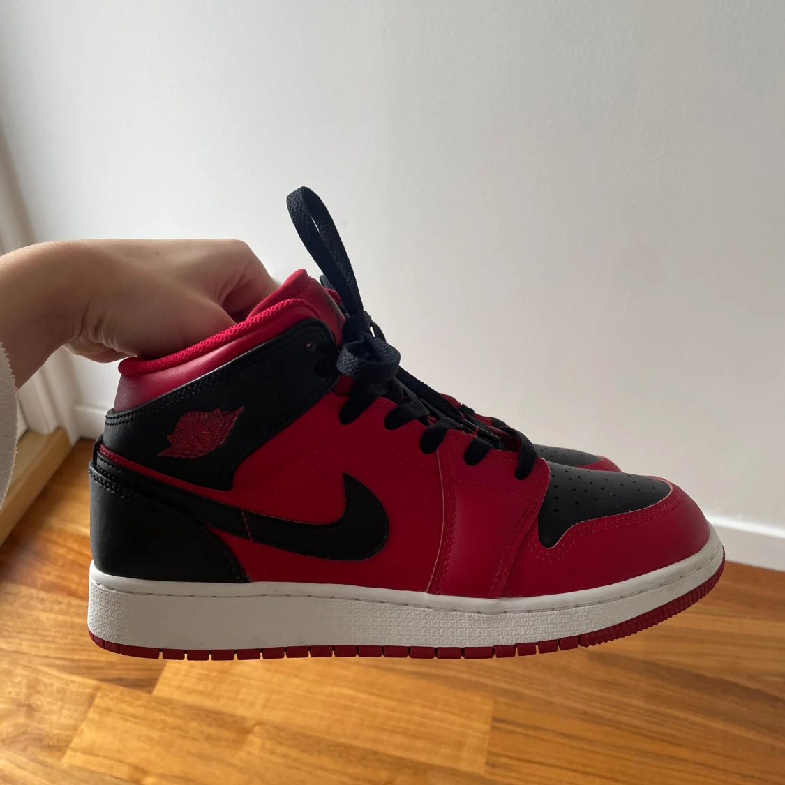 Nike Air Jordans svart/röd - 3