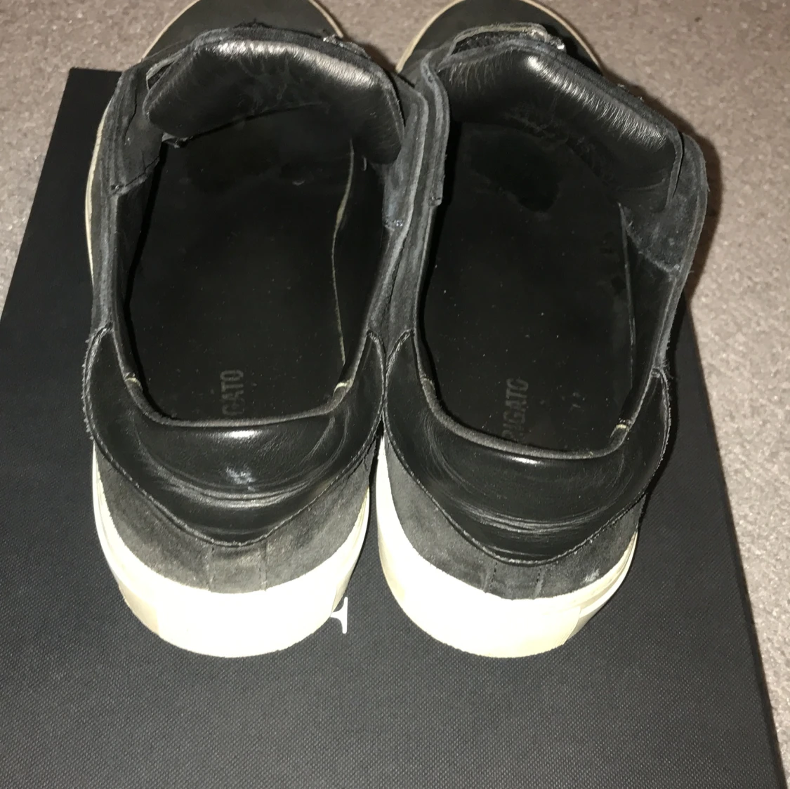 Svarta sneakers från Arigato  - 2