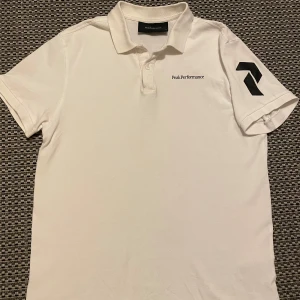 Peak Performance pike  - Säljer denna Peak Performance pike i gott skick. Pris kan diskuteras, inga defekter 