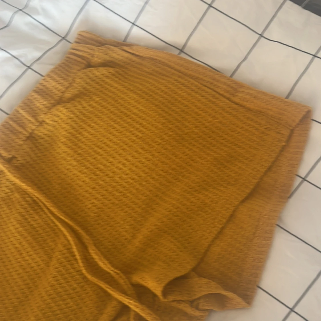 Gula stickade shorts från SHEIN - 4