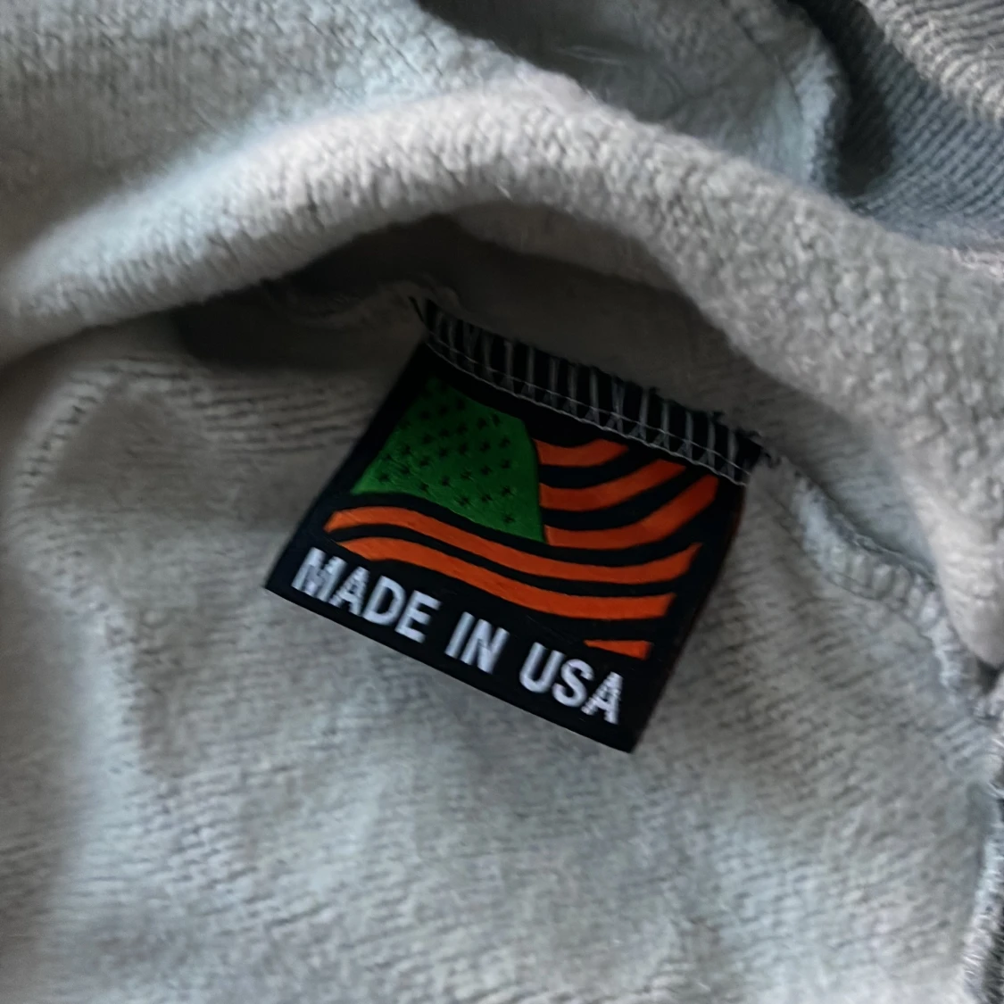 Grå hoodie från Denim Tears med blommor - 3