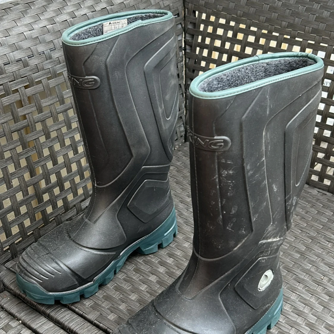 Svarta Viking stövlar strl 45